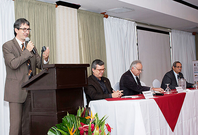 Jürgen Popp speaking at NSP Launch